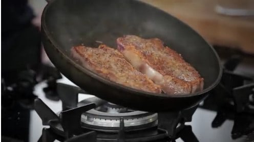 https://www.isavea2z.com/wp-content/uploads/2015/06/steak-technique.jpg